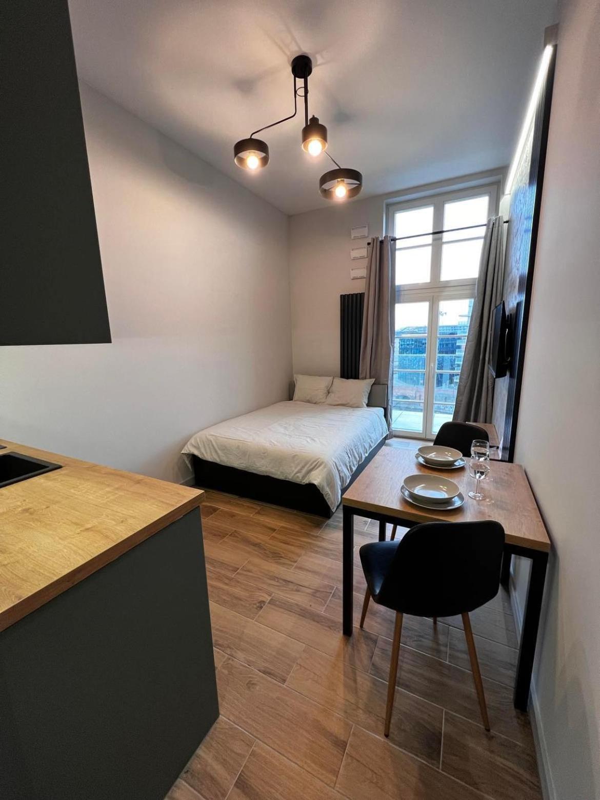 Property Apart - Plac Jana Pawla II Centrum 브로츠와프 외부 사진